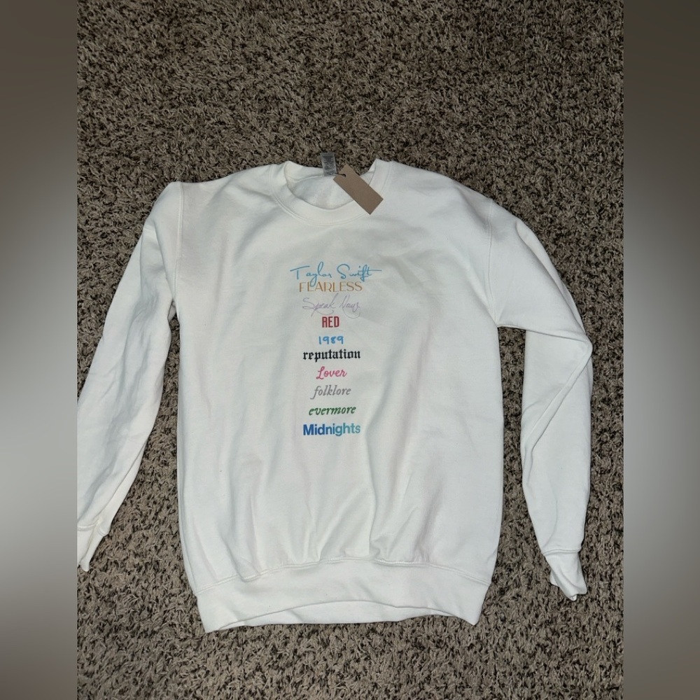 brand new Taylor Swift album sweatshirt!